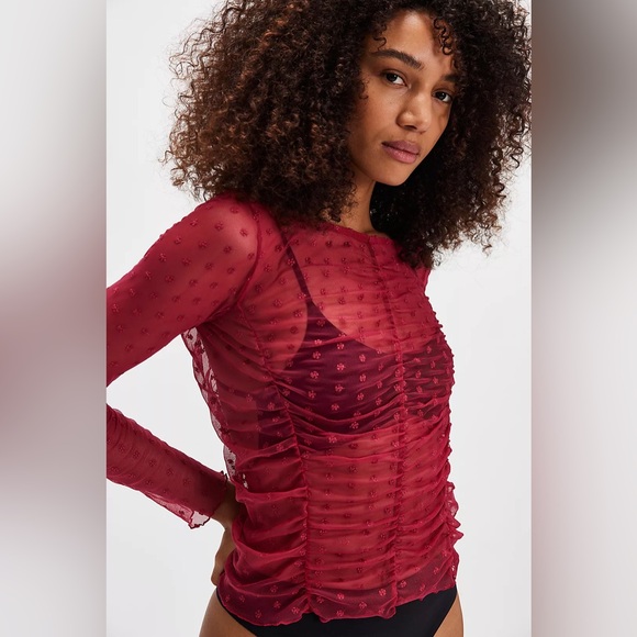 NWT Free People Most Likely Layering Top Lace Glass Roses Red Size XS - Picture 1 of 8